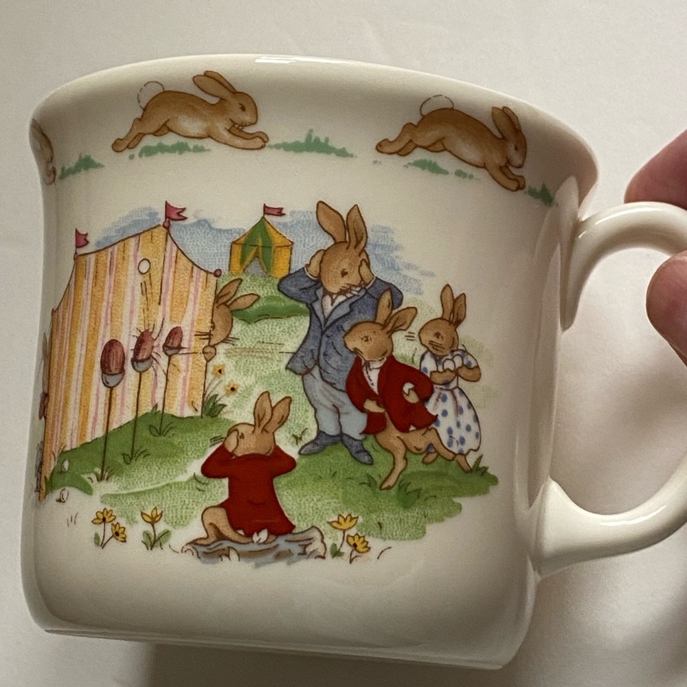 Bunnykins kids handled mug